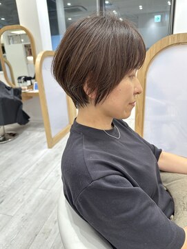 アドラーブル ココロ 新潟(adorable CoCoLo) ★30代40代50代ショートボブショコラアッシュヘルシースタイル