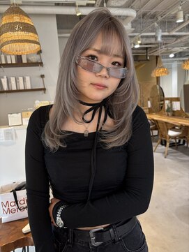 ココルアナ(coco luana) グレージュカラー/韓国/レイヤーカット/ケアブリーチ