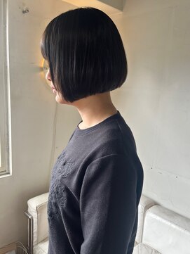 黒髪ボブのコンパクトヘア/ボブヘア/ボブカット/コンパクトボブ/