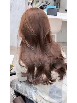 ロンド レア 天神大名店(Lond Le’a) 着物/ミディアムレイヤーカット/似合わせカット/大人ガーリー