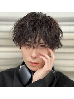 ジーナ 天神(Zina)の写真/「セットが苦手でもOK｜扱いやすいメンズパーマ」