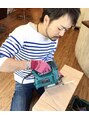 ヘアーメイク・ブレスト(HAIR MAKE Blessed)&nbsp;お店の棚など自作しております。掛け時計も作りました！
