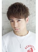 横顔が決まるムードマッシュアップバングソフトツーブロック