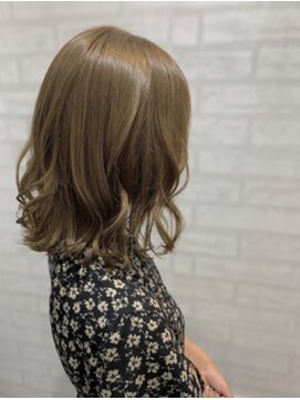 ジーナ 渋谷駅前(Zina) 【Zina　渋谷】大人かわいい★艶髪ラベンダーベージュ