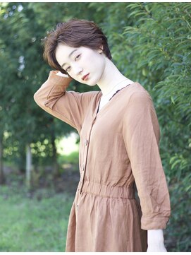 クレドガーデン 柏(CRED GARDEN) ベージュ前髪なしショートマッシュヘア20代30代40代【柏】