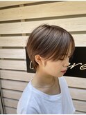 耳掛けマッシュショート