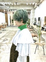 カシェル(cashel kishaba)&nbsp;癖毛ショート×フォレストグリーン