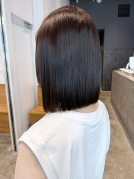 アイティーバイアルバム 藤沢店(IT by ALBUM) ブラウンボブ_グレーベージュレイヤーロング前髪パーマ_ba466471