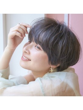 ギネス(Giness) 小顔カット&パーマ