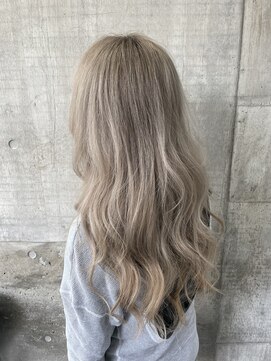 リノ(un Lino) ホワイトベージュ