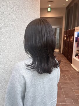 エルサフィロ ヨドヤバシ(el zafiro yodoyabashi) 20代30代40代50代☆大人かわいい小顔前髪くびれレイヤーカット