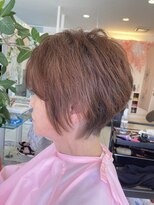 ヘアーコスメスムーチ&nbsp;レイヤー×ショートスタイル