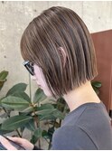 栄タッセルボブくびれ透明感ベージュヘア