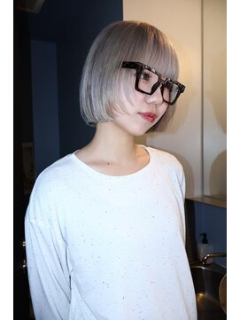 ゾーイ(ZOEY) 今泉 ハイトーンボブ