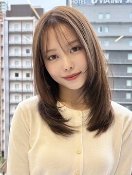 ルージュシー 堀江(RU10C) レイヤーカット/ブリーチなしダブルカラー/ベージュ　AI未使用