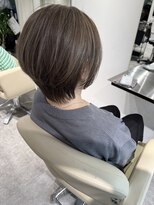 レヴリー(reverie)&nbsp;白髪ぼかしショートボブハイライトカラーヘッドスパ40代