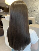 オクユキ(OKUYUKI)&nbsp;ロングレイヤー×オリーブグレージュ