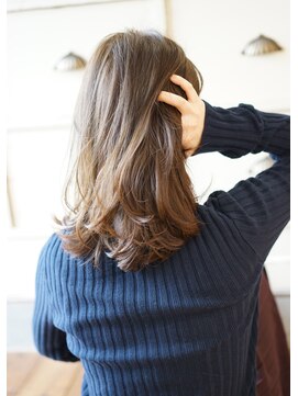 ザ シー 海老名(The C) 大人かわいい☆イノセントカラーのミディアムヘア/ザシー海老名