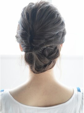 ヘアーサロンデフォーエバールークス(hairsalon de Forever Lux) Forever Lux#大人上品ねじりアップ