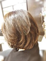 キャン 温品店(CAN)&nbsp;【CAN】40代以上に人気トップにボリュームのあるミディアムボブ