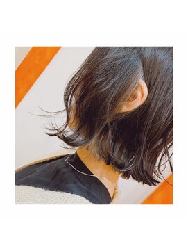 ビーニー(BeeNee) color  cut