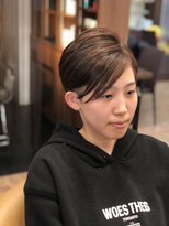 ピュルテ S1 中曽根店(purete/S1)&nbsp;レディース隠れ刈り上げスタイル