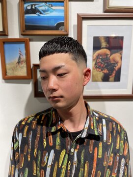 カムレイドフォーライフ(COMRADE 4 LIFE) CROP  担当西村