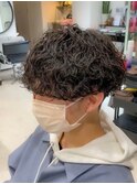 波打ちスパイラルツイストパーマナチュラルツーブロックマッシュ