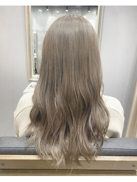 レイドバック(LAID BACK) 【代官山美容室】ミルクティーベージュ☆