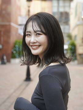 ビュートリアム 梅田(BEAUTRIUM) 外ハネロブ/シースルーバング/グレージュ/顔周り/梅田/茶屋町