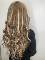 ビューティ スタジオ モッズ トウキョウ(beauty studio M.O.D TOKYO) ベージュ系カラー&エクステメッシュ