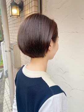 ラクヘアー 明大前(rakhair) 丸みショートボブ