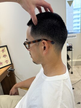 エイトデイズ 三宮駅前店(EIGHT days) BOZE