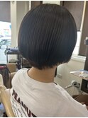 ショートボブ　ミントベージュカラー　髪質改善カラー