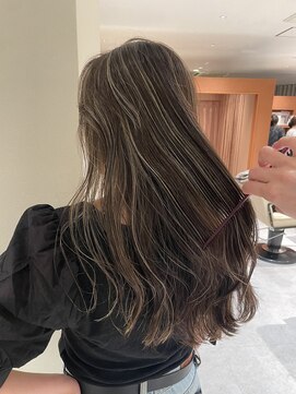 ノラギンザユー(NORA GINZA/U) オフィスで浮かないハイライト