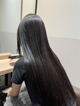 サロウィン 熊本上通り店(SALOWIN) 毛先までツヤ感続く美髪ロング