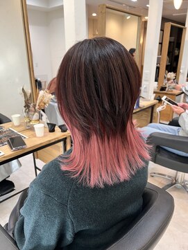 エリス ウメダ(Eliss umeda) インナーカラー×ピンク