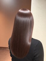 ウイバイファースト(u'i by first) 思わず触れたくなる、ツヤ髪ロングスタイル♪