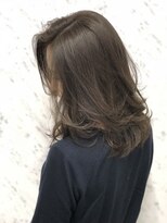 かきあげ前髪×こなれグレージュ Allure 担当千葉英樹