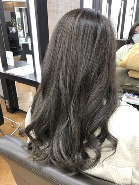 ウーマンピュア(WOMAN Pure) グレージュカラー