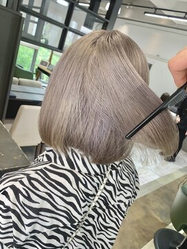 ジゼル(GiseL) プラチナ