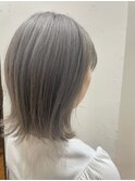 小顔外ハネミディアム20代30代40代切りっぱなしミルクティー