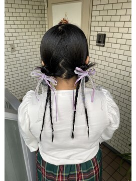 フェリーチェ(Felice) ツインアレンジ ツインヘア 三つ編み 個性派ヘア