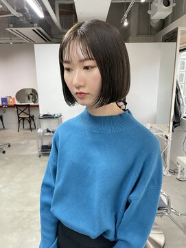 イキ(ikiii) bob ショートボブ　ミニボブ