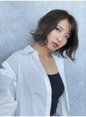 モテ髪 アッシュグレー セミディ ゆる巻き 愛され外ハネ 波巻き