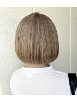 エノルア(enorua) 透明感UP！アッシュベージュ♪