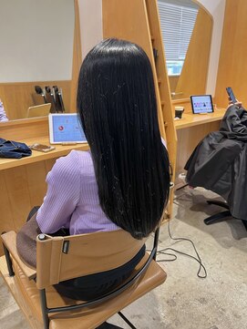 アンフィ 東京(Amphi) 艶感も透明感も！！寒色ネイビーグレージュ♪