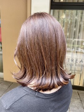 トリート 海浜幕張店(TREAT) ミディアムボブ
