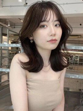 トイ(TOI) ミディアムフェイスレイヤー/グレージュ/シースルーバング