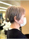 ショートヘア